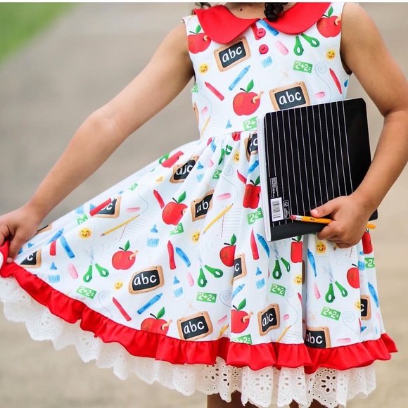 Girls 8 Bella & Omi Back to School gorgeous Peter Pan dress & matching shorties - Picture 1 of 16